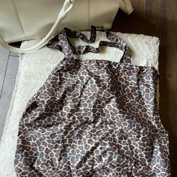 Wilsons Leather winter white leather satchel/tote - Picture 6 of 6